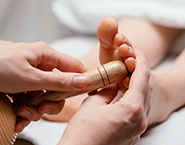 mit-csinal-a-termeszetgyogyasz-talpreflexologia Mit csinál a természetgyógyász, talpreflexológia